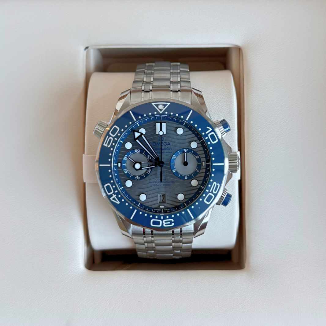 Seamaster Diver 300M 44mm, Steel on steel, 210.30.44.51.06.001