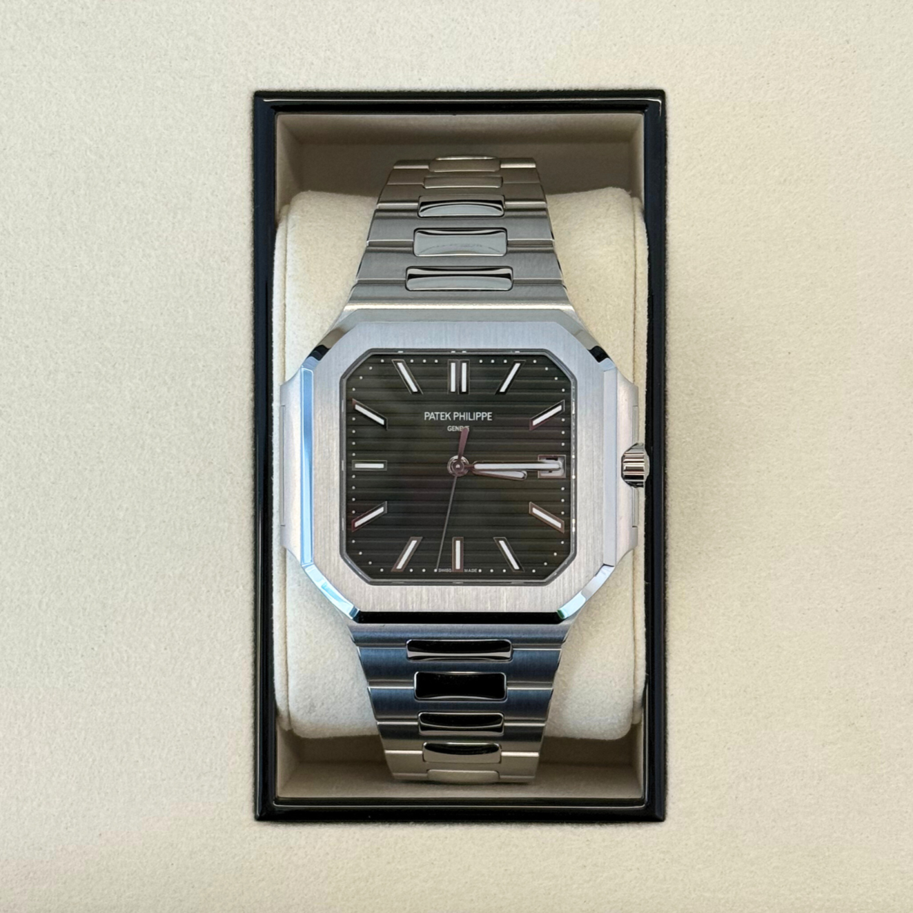 Cubitus Date. Sweet Seconds Sunburst olive green, Stainless Steel, 5821/1A-001