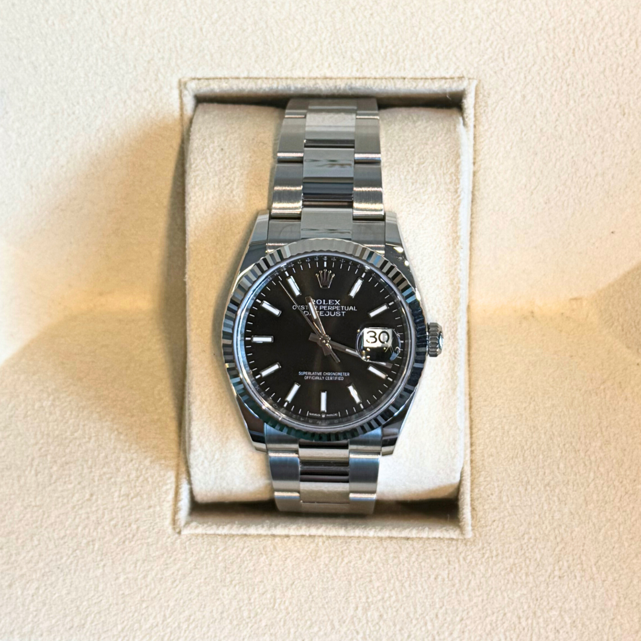 Datejust 36 Black Oyster, Oystersteel and White gold, 126234