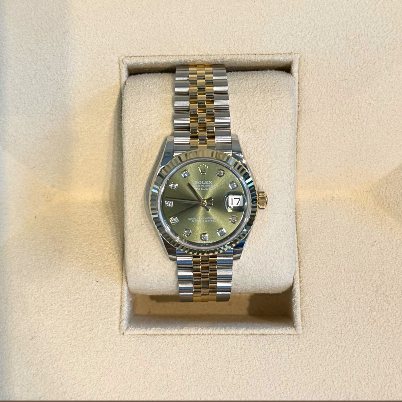 Datejust 31 Olive Green with Diamond-set Jubilee, Oystersteel and Yellow gold, 278273