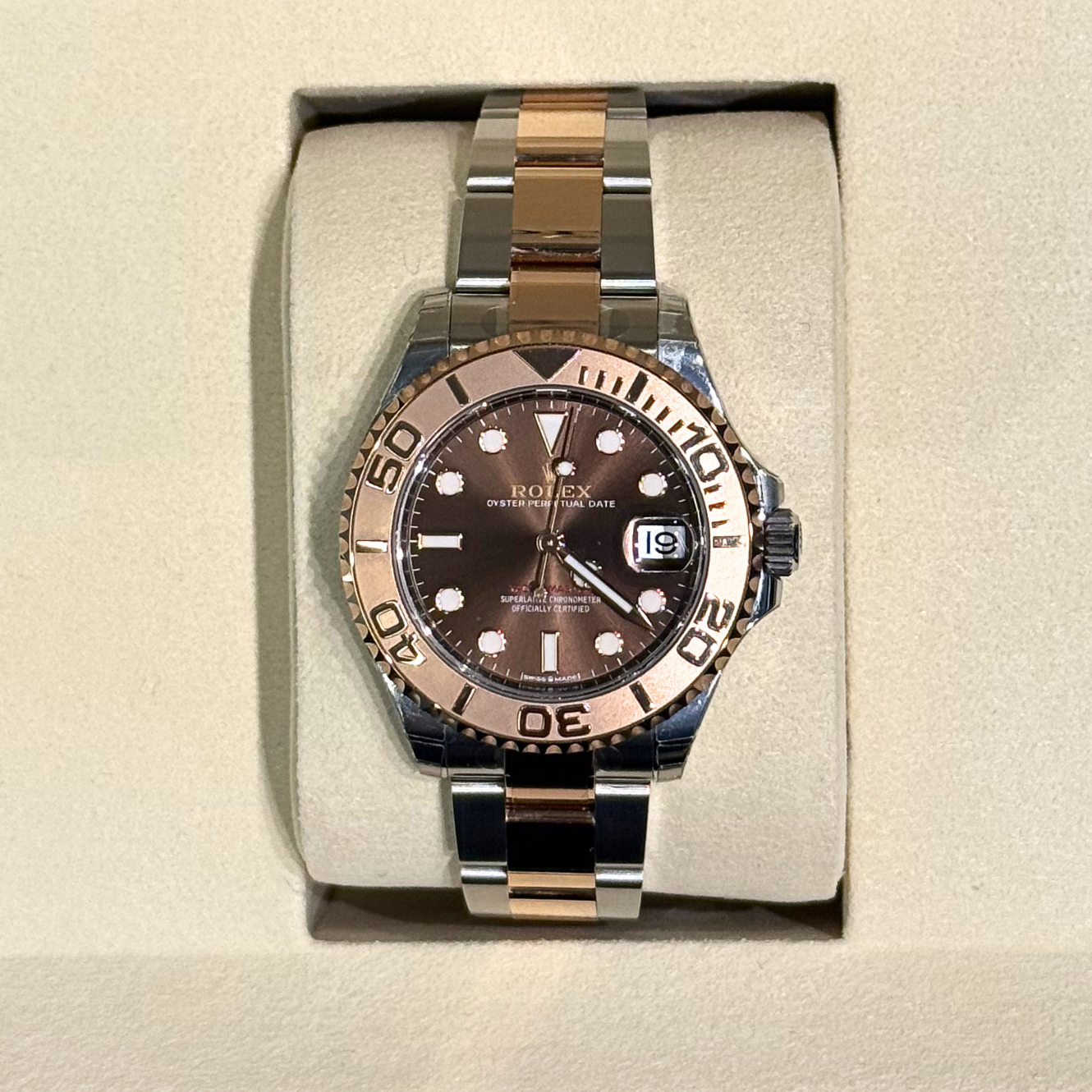 Yacht-Master 37 Chocolate, Oystersteel and Everose gold, 268621