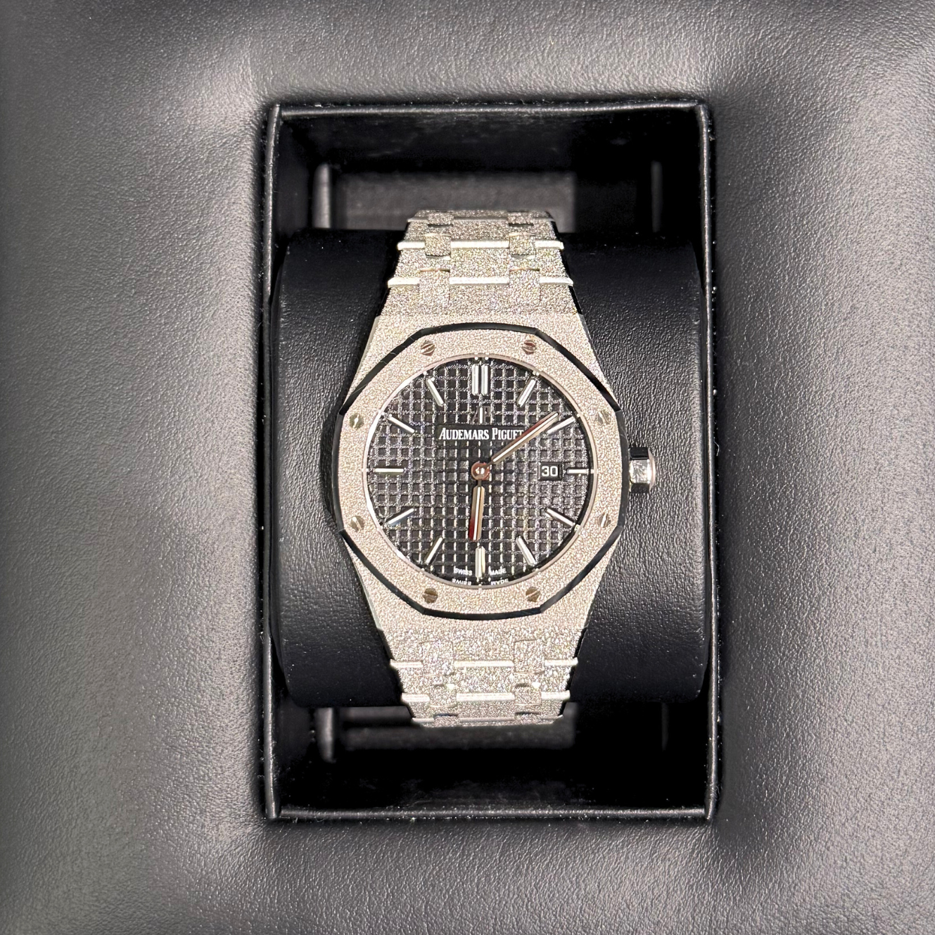Royal Oak Lady 33mm Black, Frosted White gold, 67653BC