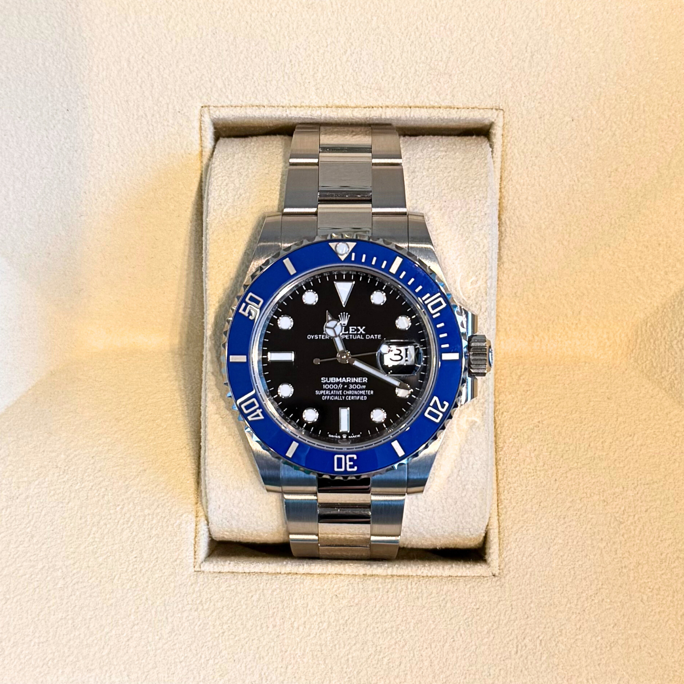 Submariner Date "Cookie Monster", Oystersteel and White gold, 126619LB