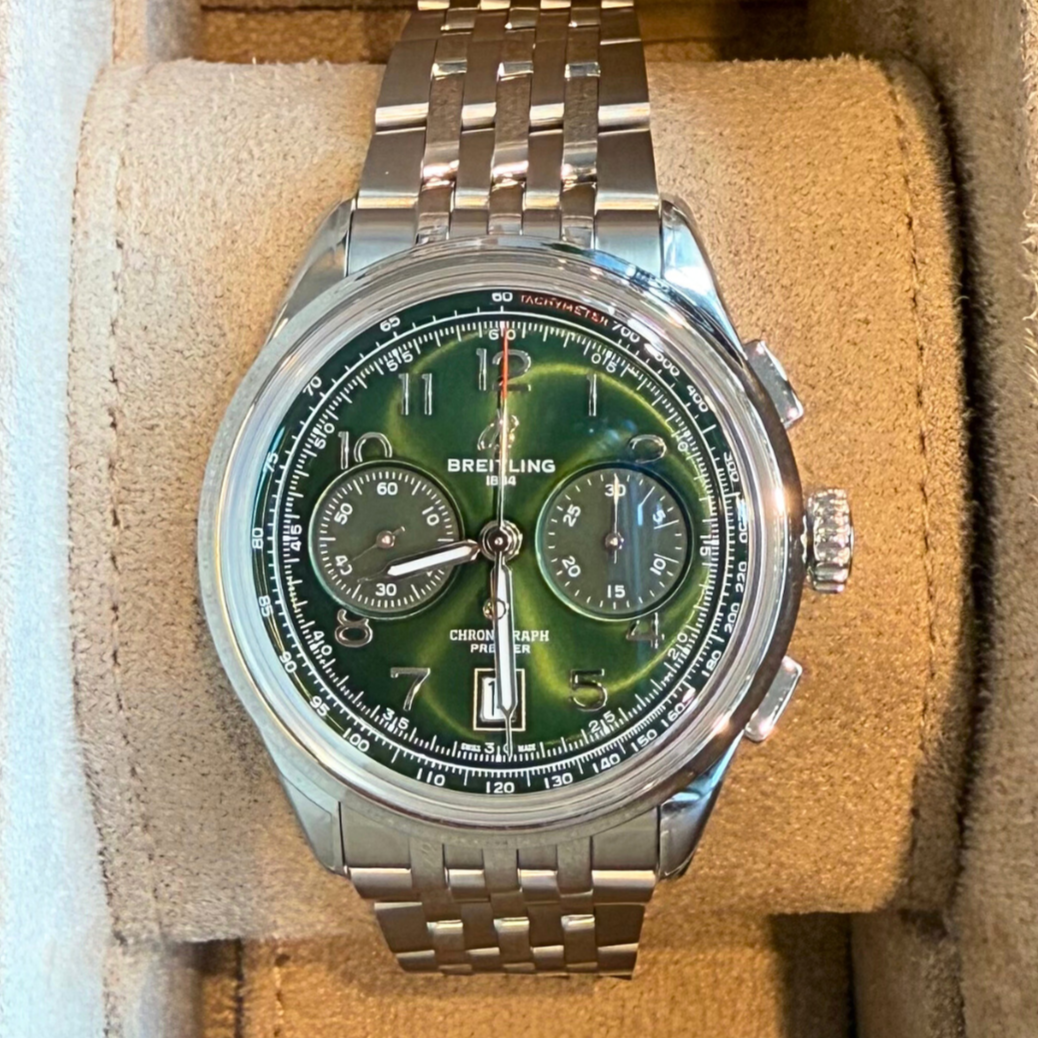 Premier B01 Chronograph 42 Green, AB0145371L1A1