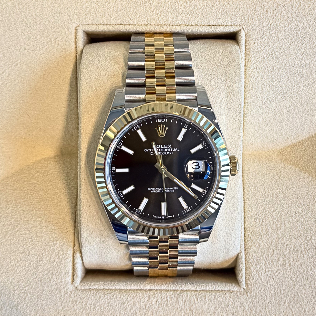 Datejust 41 Black Jubilee, Oystersteel and yellow gold, 126333
