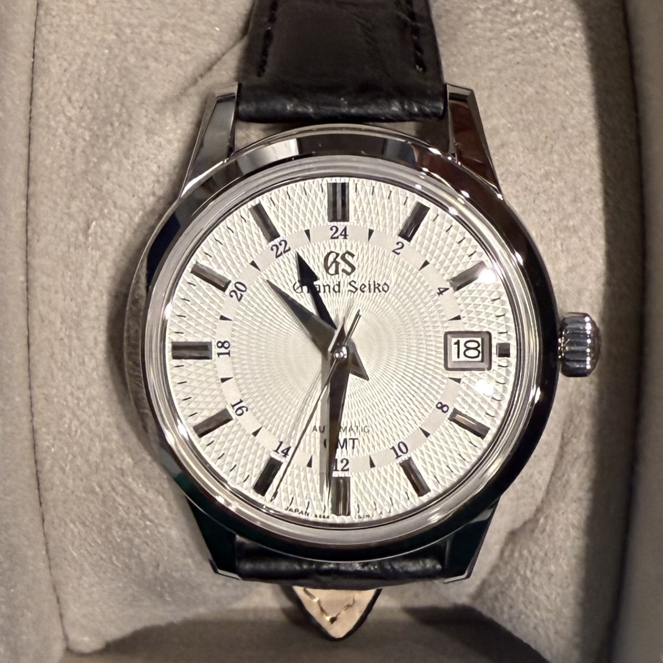 Elegance Collection GMT Snowdrop White, SBGM255
