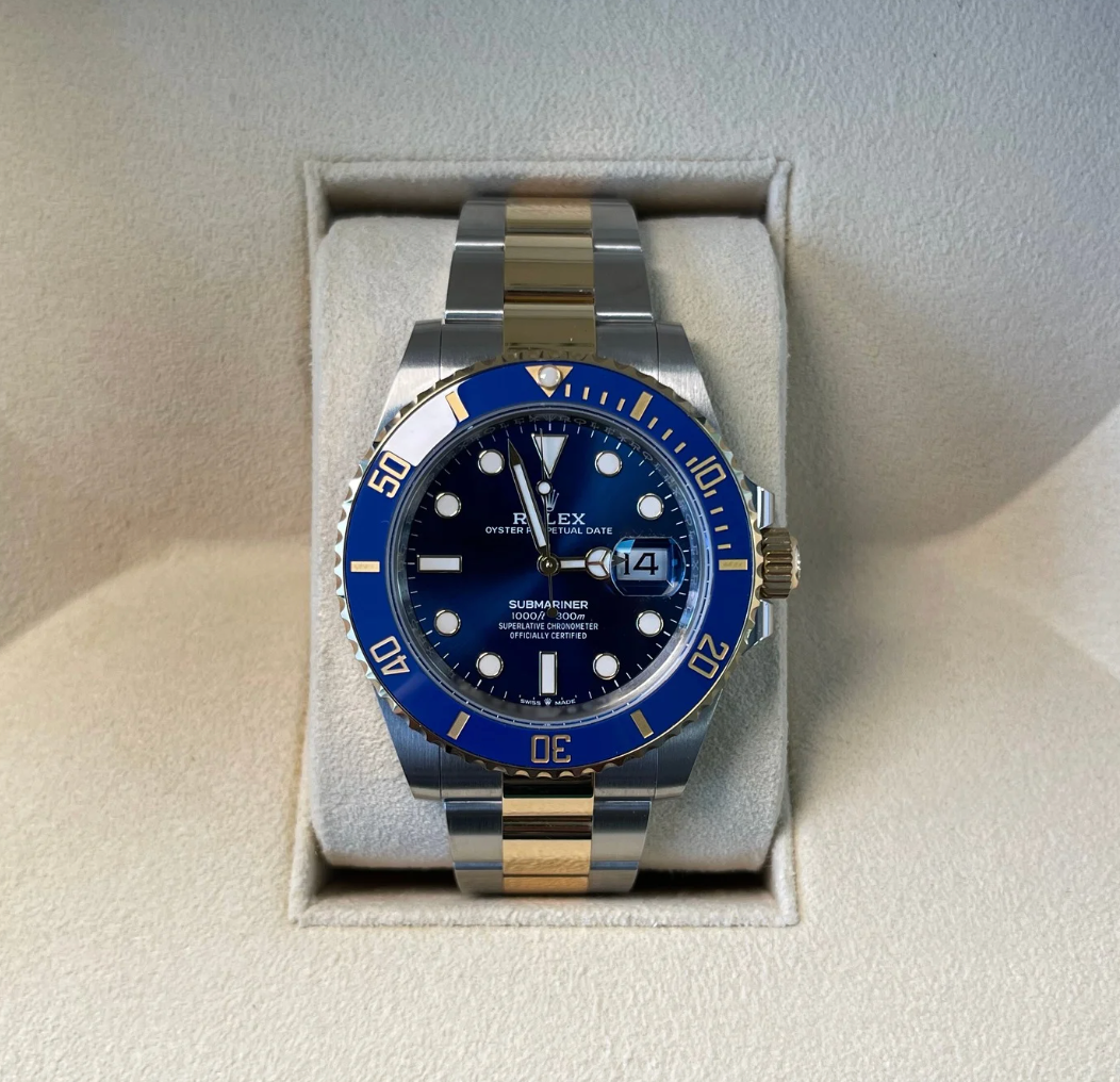 Submariner Date "Bluesy", Oystersteel and Yellow gold, 126613LB