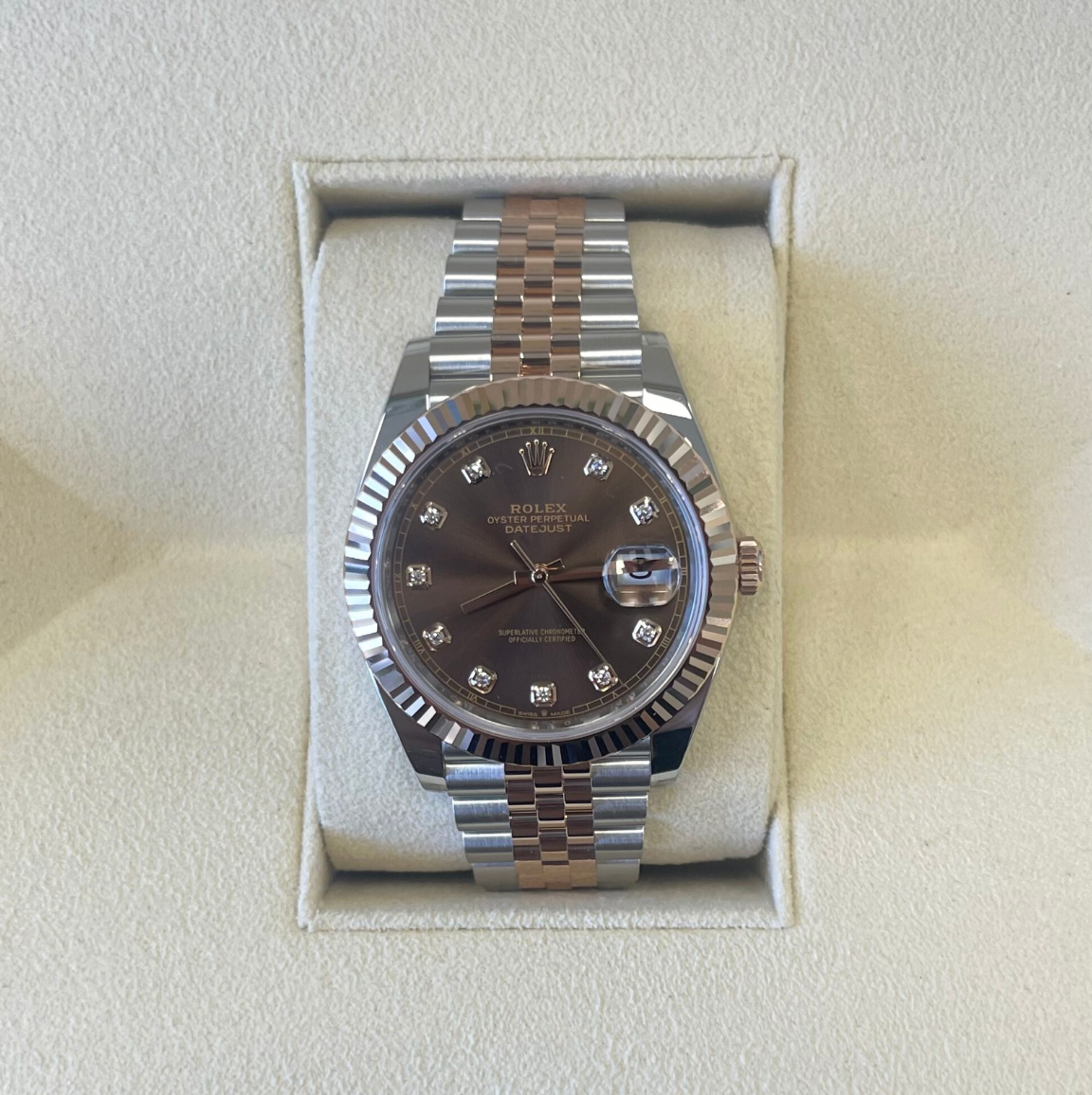 Datejust 41 Chocolate with Diamond-set Jubilee, Oystersteel and Eversose gold, 126331G