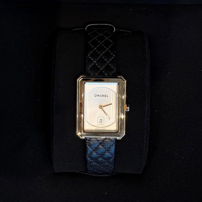 The Boy-Friend Watch, Medium, Beige Gold, Quilted pattern calfskin strap, H6588