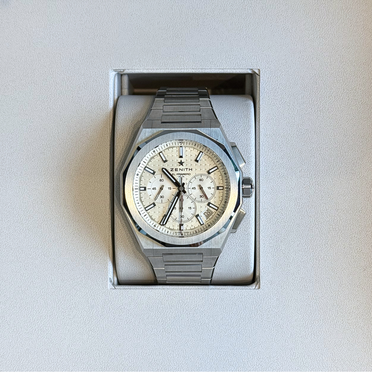 Defy Skyline Chronograph 42 Silver, 03.9500.3600/01.I001