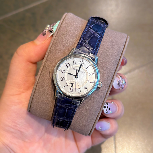 Rendez-Vous Classic Night & Day, 34 mm, Stainless Steel and blue strap, Q3468410