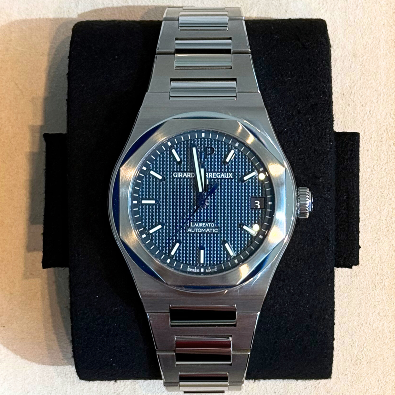 Laureato 42 mm Blue, 81010-11-431-11A