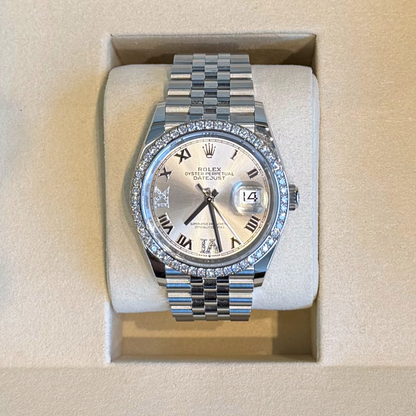 Datejust 36 Silver with Diamond-set Jubilee, Oystersteel and White gold and Diamonds, 126284RBR