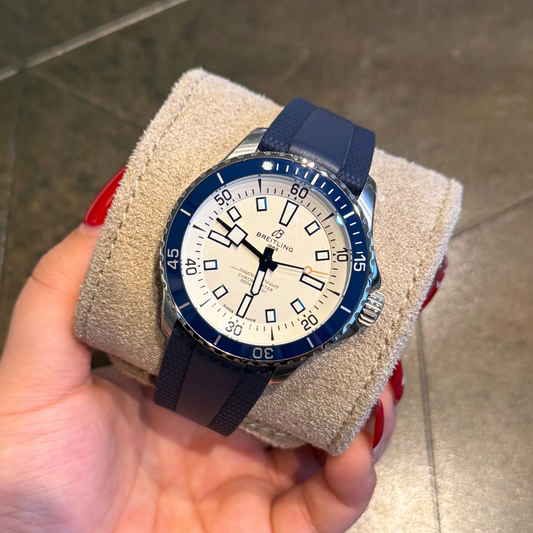 Superocean Automatic 42 White, A17375E71G1S1