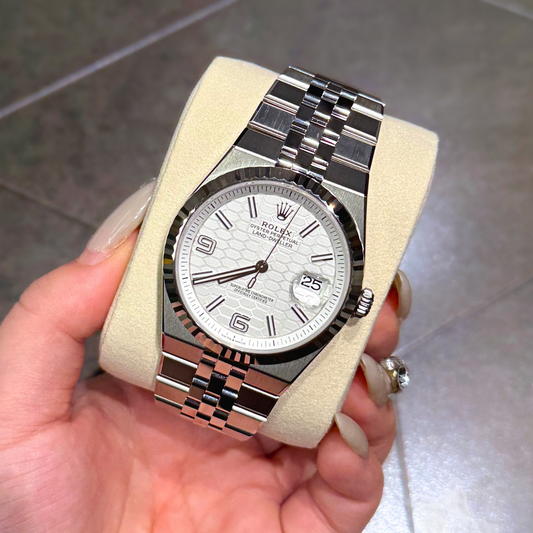 Land-Dweller 40 Intense White Oyster, Oystersteel and White gold, 127334