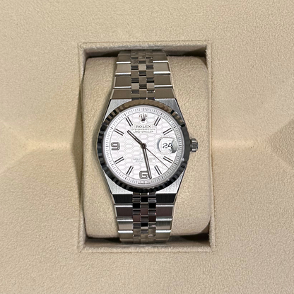 Land-Dweller 36 Intense White Oyster, Oystersteel and White gold, 127234