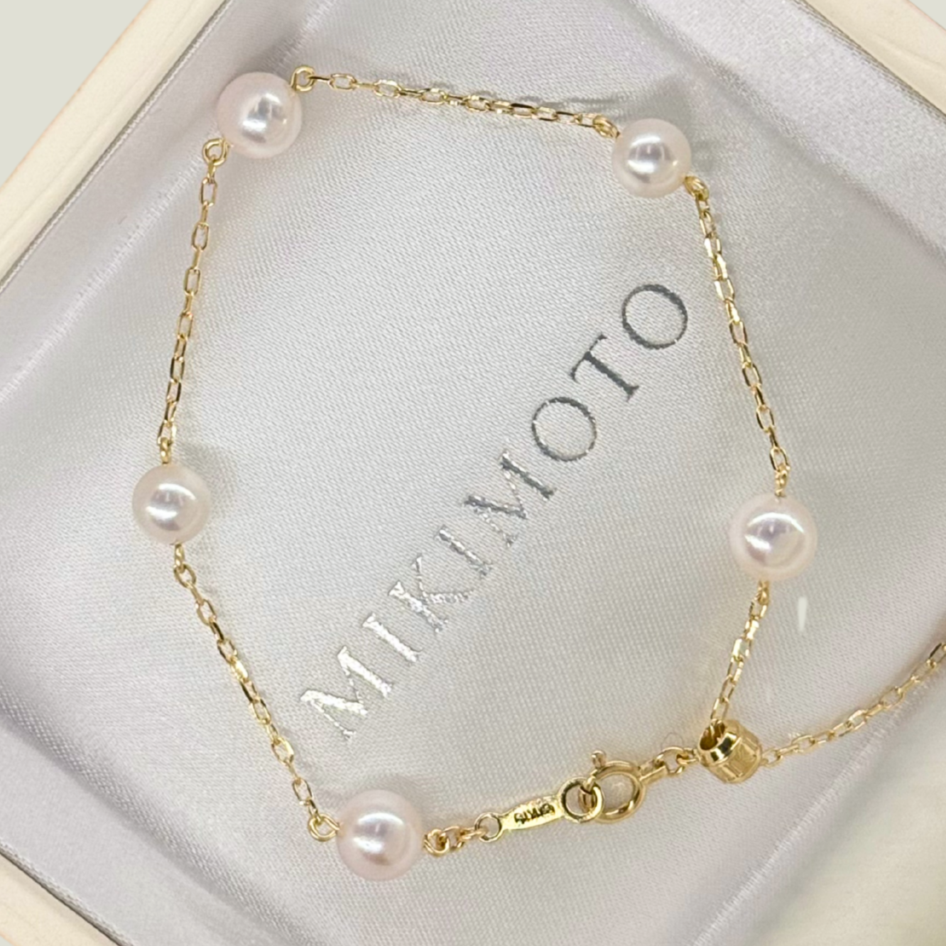 18K Yellow Gold Akoya Pearl  5.50-6.25mm Bracelet, 18cm Length
