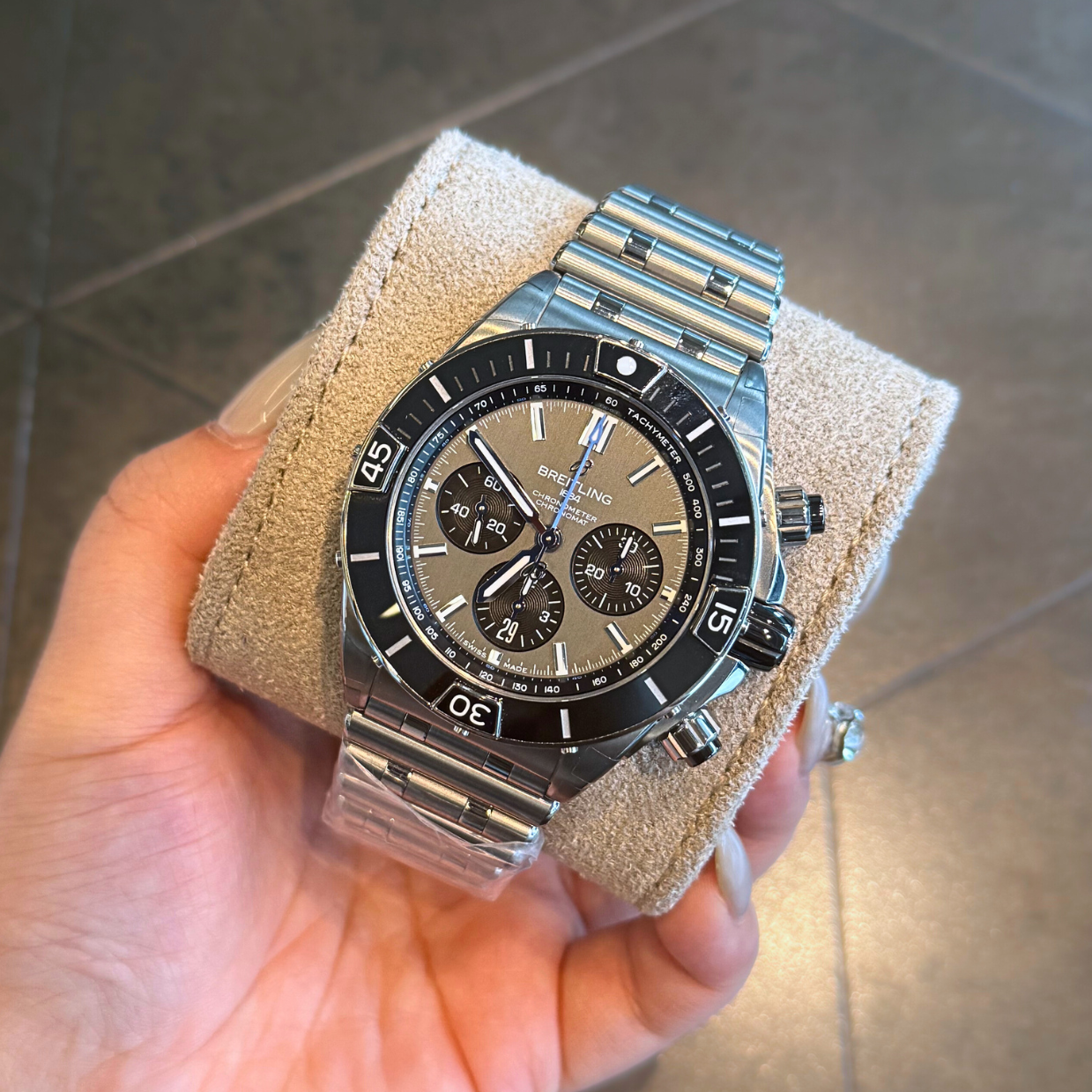 Super Chronomat B01 44, EB0136251M1E1