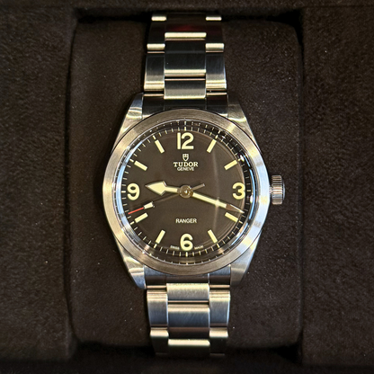 Ranger 39mm Steel Case Black, m79950-0001