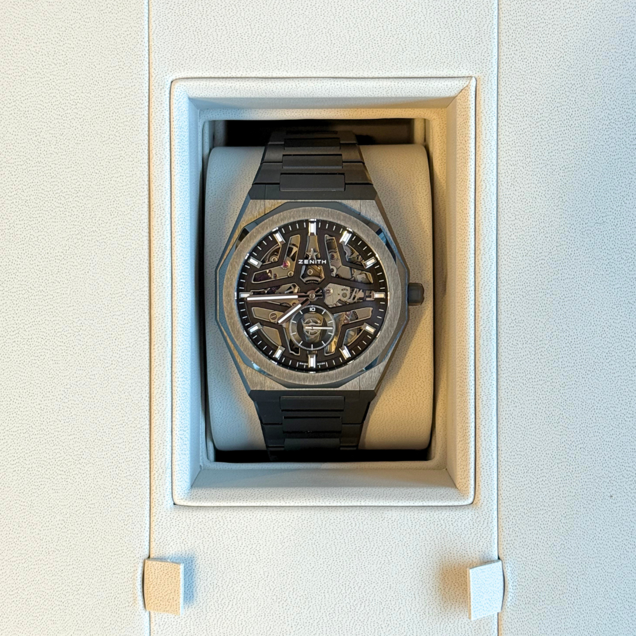 Defy Skyline Skeleton 41 Black Ceramic, 49.9300.3620/78.I001