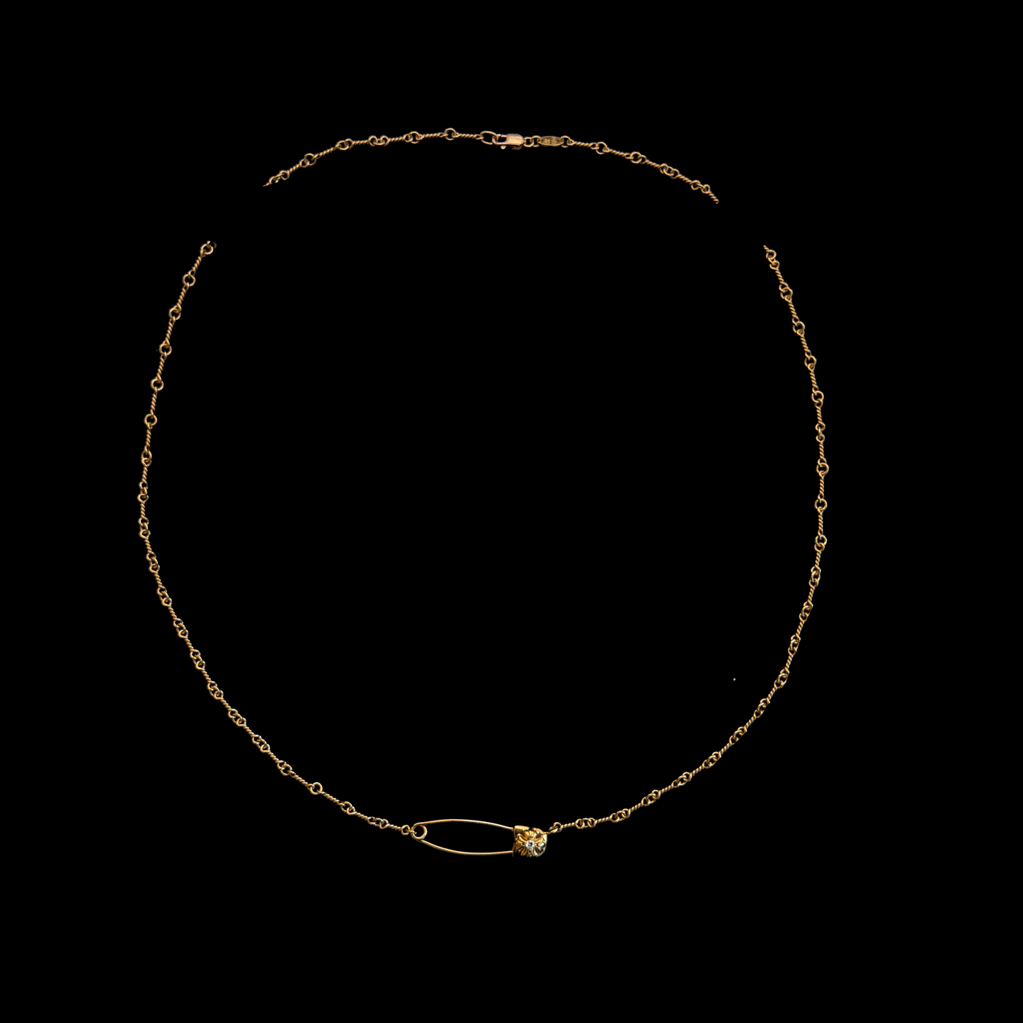 22K Yellow Gold Twisted Clip Chain