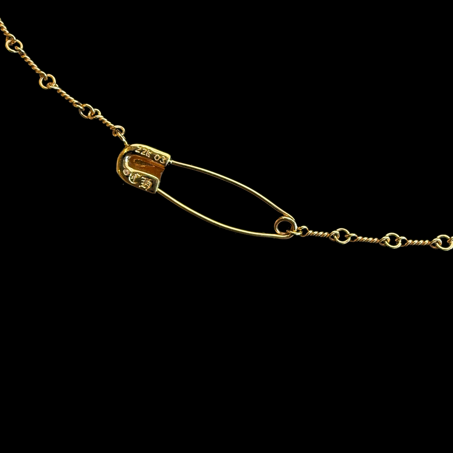 22K Yellow Gold Twisted Clip Chain