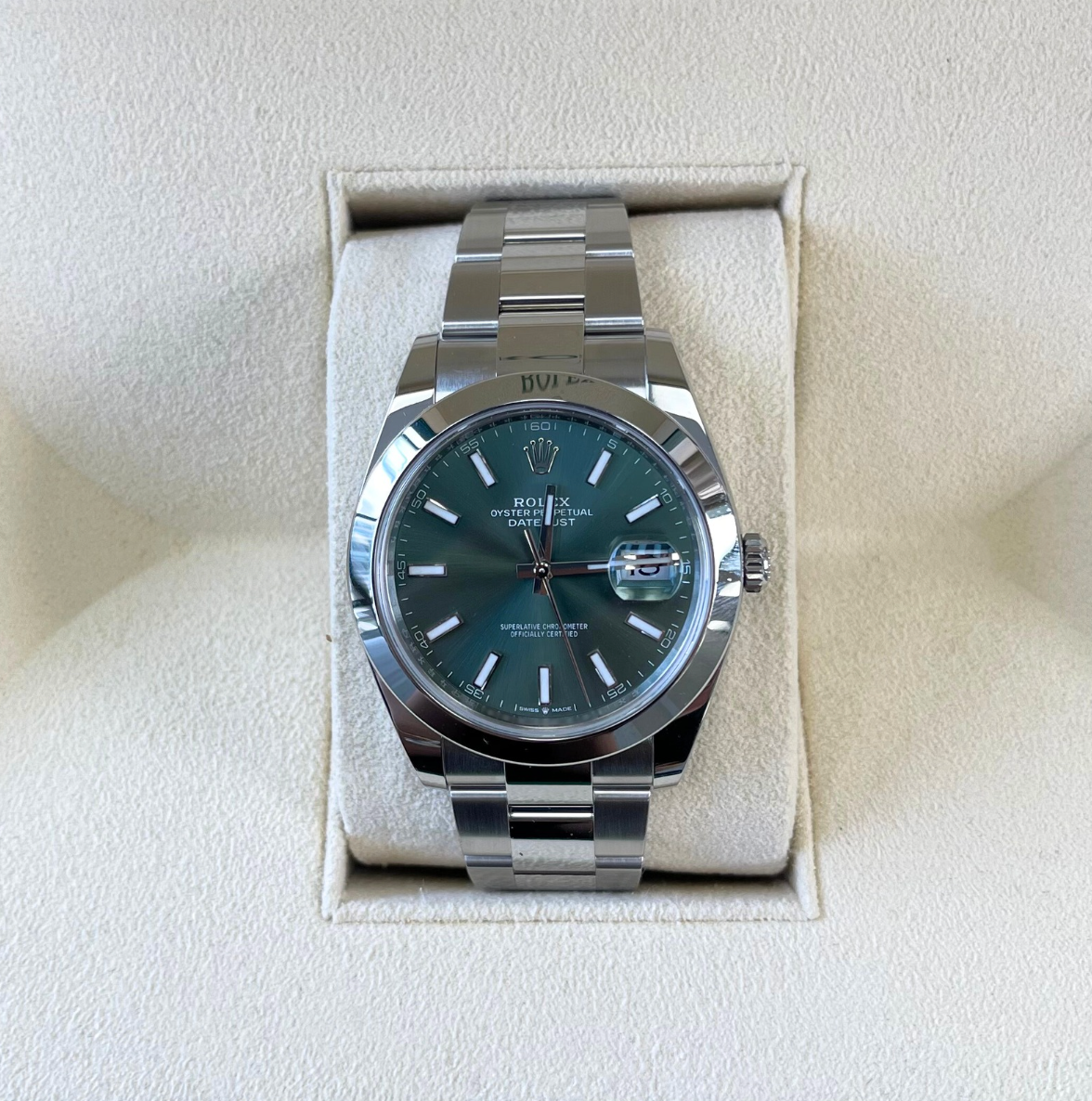 Datejust 41 Mint Green Oyster, Oystersteel and White gold, 126300
