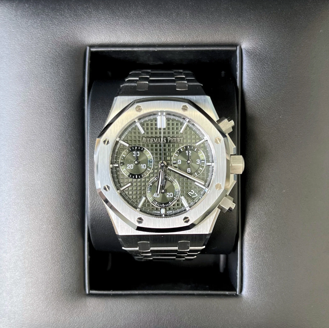 Royal Oak Chronograph Khaki, Stainless steel, 26240ST