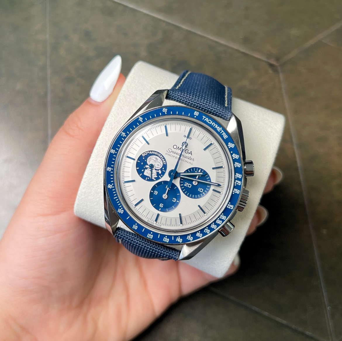 Speedmaster Anniversary Series Snoopy 42, Stainless Steel, 310.32.42.50.02.001