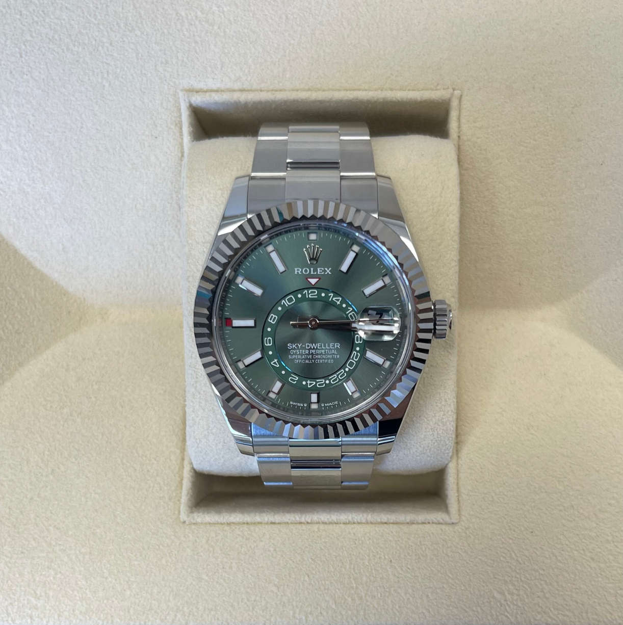 Sky-Dweller Mint Green Oyster, Oystersteel and White gold, 336934