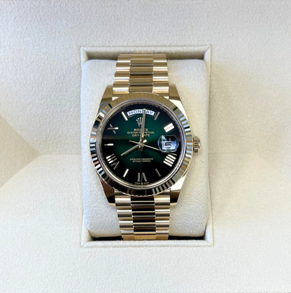 Day-Date 40 Green Ombré, Yellow gold, 228238